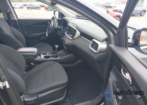 2020 Kia Sorento 3.3L S from USA, damaged, VIN 5XYPG4A50LG690973